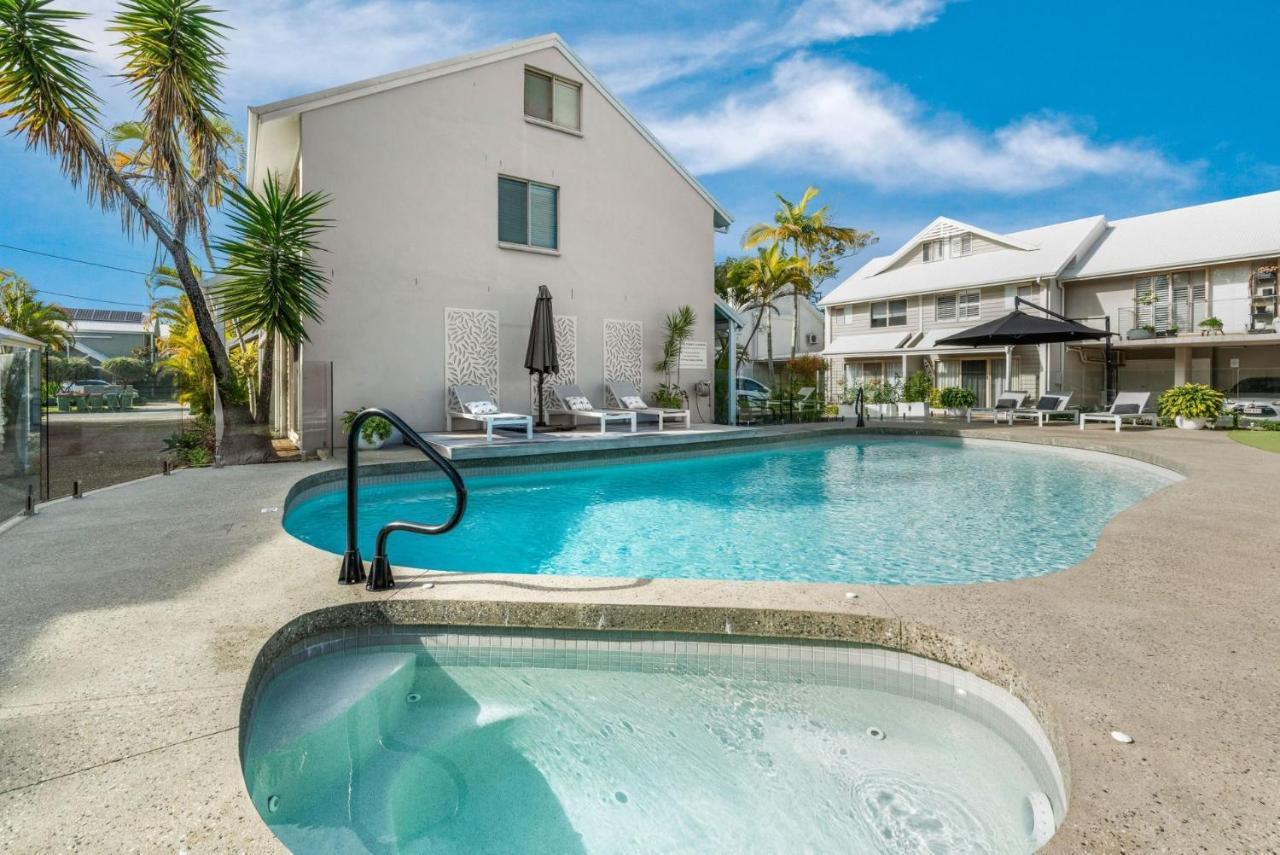 נוסוויל Pelican Beach Resort מראה חיצוני תמונה
